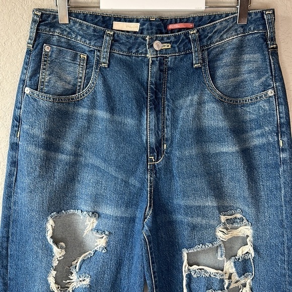 Pilcro The Joey High Rise Straight Leg Distressed Jeans Size 30 - Picture 3 of 16